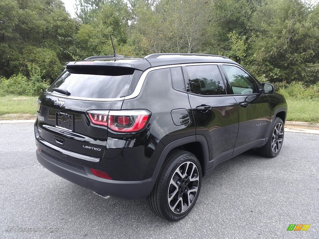 2018 Compass Limited 4x4 - Diamond Black Crystal Pearl / Black photo #6