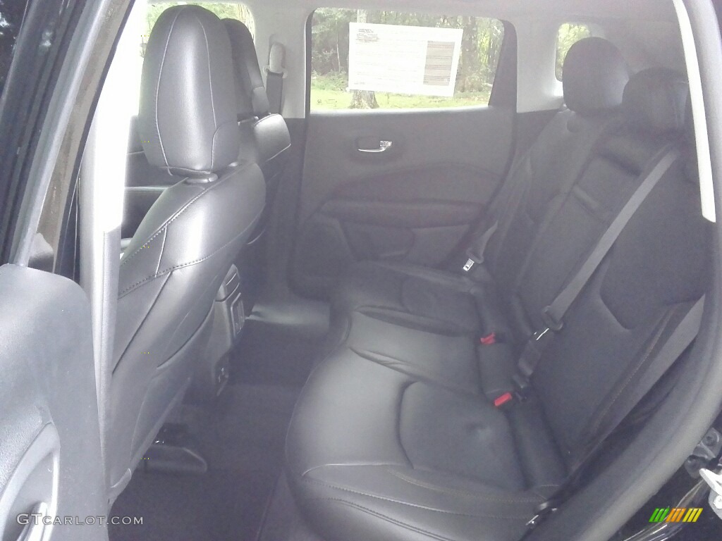 2018 Compass Limited 4x4 - Diamond Black Crystal Pearl / Black photo #10