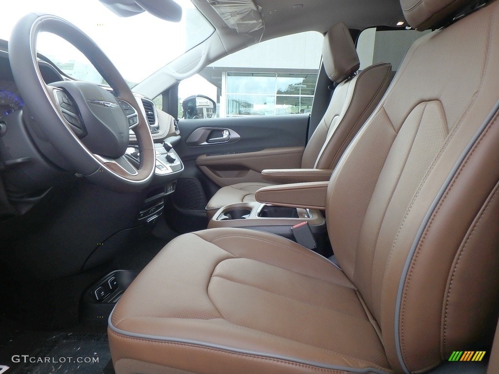 2018 Chrysler Pacifica Limited Front Seat Photo #122760953