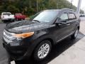 2014 Tuxedo Black Ford Explorer XLT 4WD  photo #7