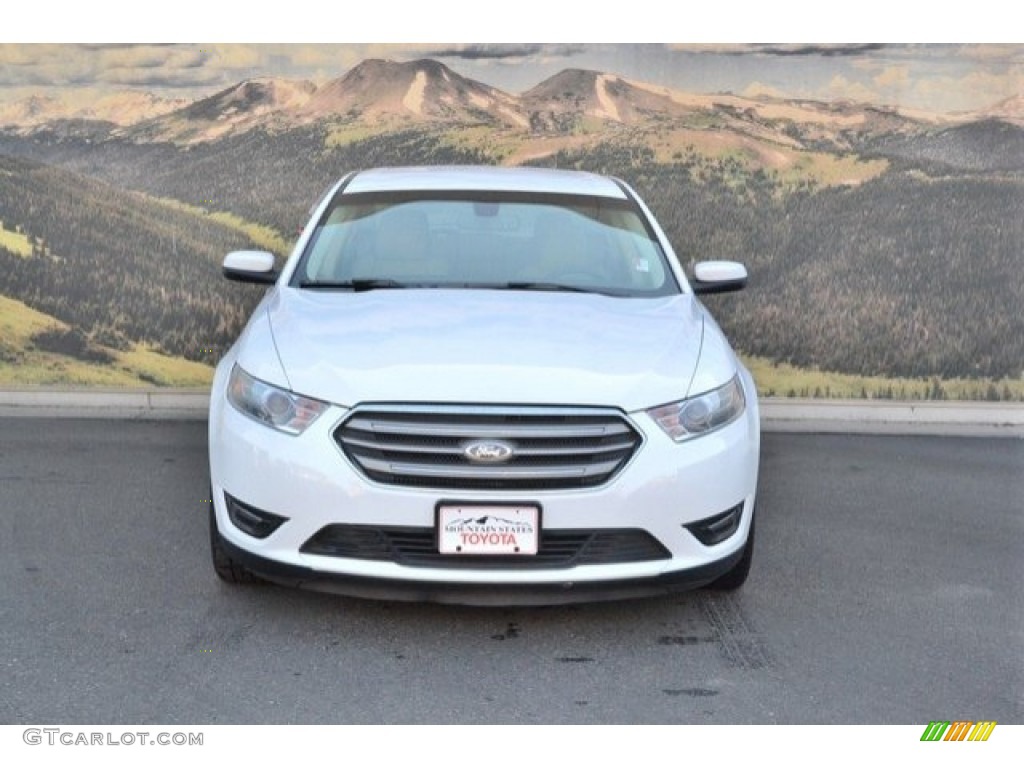 2013 Taurus SEL AWD - Oxford White / Dune photo #4