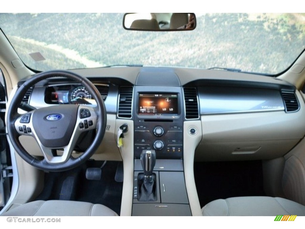 2013 Taurus SEL AWD - Oxford White / Dune photo #13