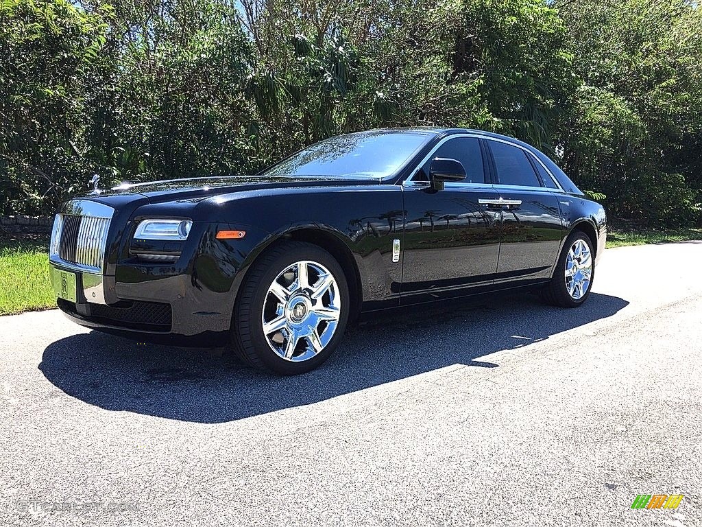 Diamond Black 2013 Rolls-Royce Ghost Standard Ghost Model Exterior Photo #122770166