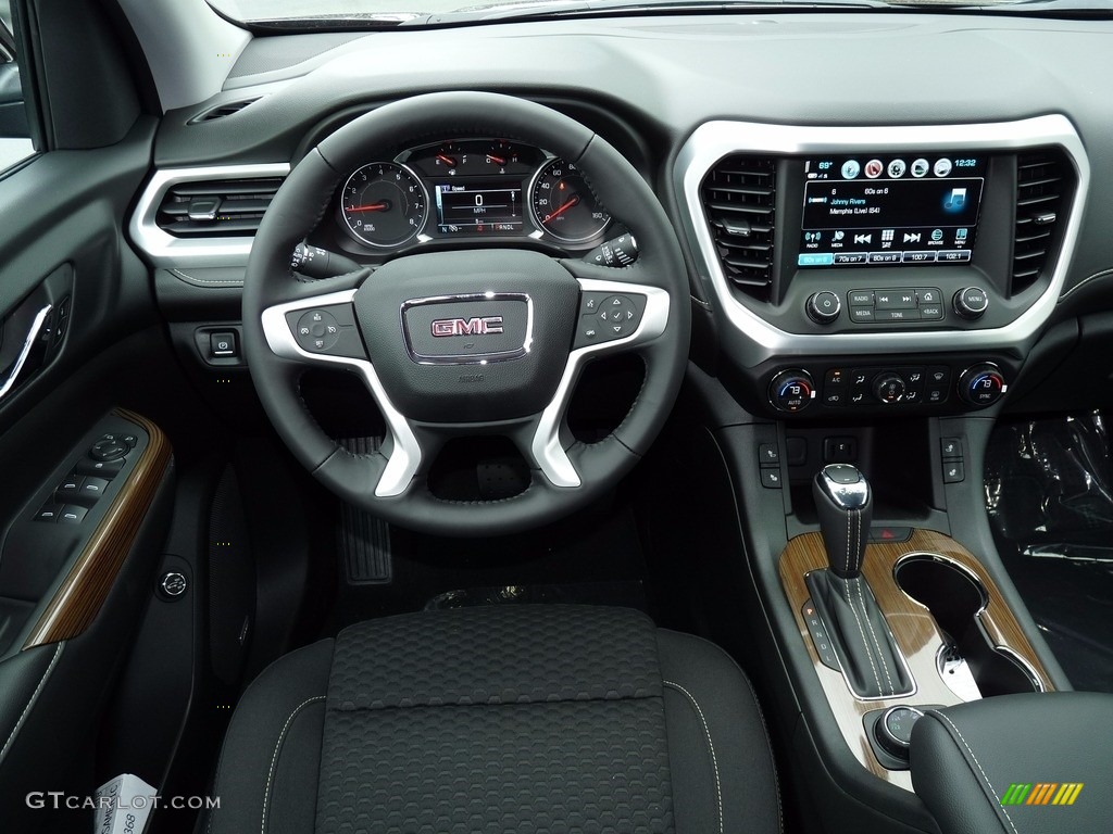 2018 GMC Acadia SLE AWD Jet Black Dashboard Photo #122776898