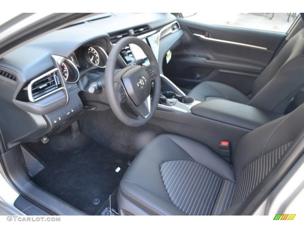 2018 Camry SE - Celestial Silver Metallic / Ash photo #5