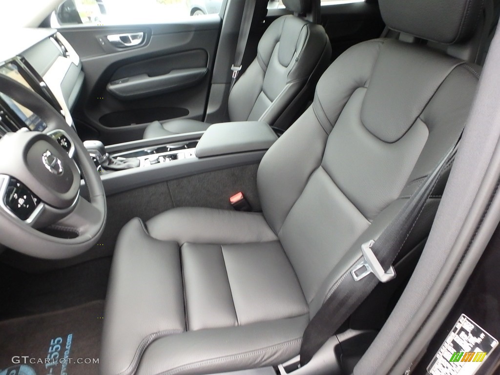 2018 Volvo XC60 T5 AWD Front Seat Photos