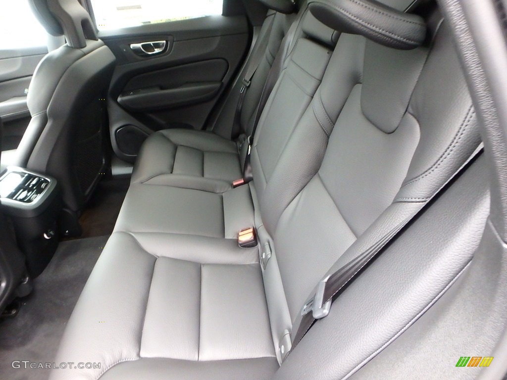 2018 Volvo XC60 T5 AWD Rear Seat Photos
