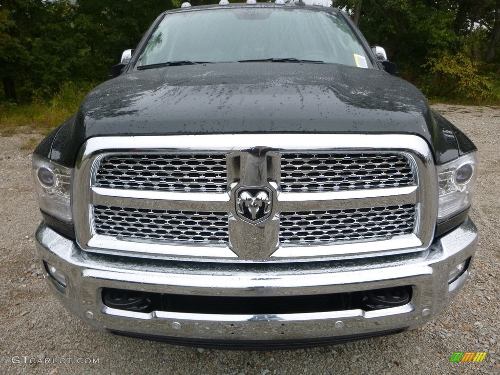 2018 2500 Laramie Crew Cab 4x4 - Black Forest Green Pearl / Black photo #8