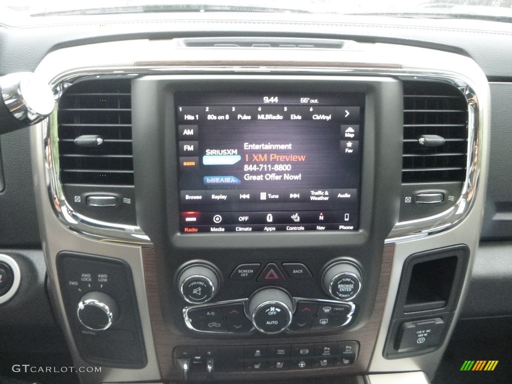 2018 2500 Laramie Crew Cab 4x4 - Black Forest Green Pearl / Black photo #17