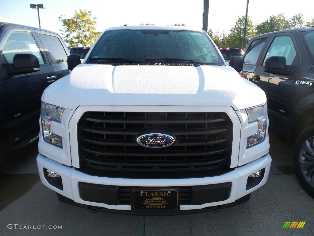 2017 F150 XL SuperCab 4x4 - Oxford White / Black photo #2