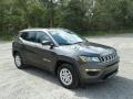 Granite Crystal Metallic - Compass Sport Photo No. 7