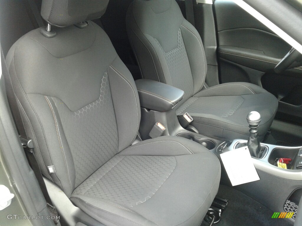 2018 Compass Sport - Olive Green Pearl / Black photo #12