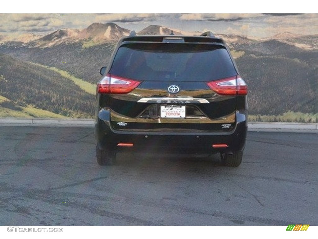 2017 Sienna Limited AWD - Midnight Black Metallic / Ash photo #4