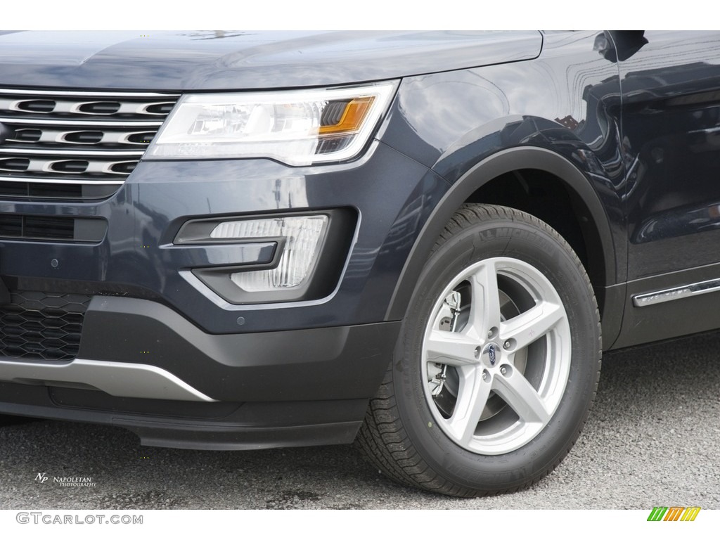 2017 Explorer XLT 4WD - Smoked Quartz / Ebony Black photo #2