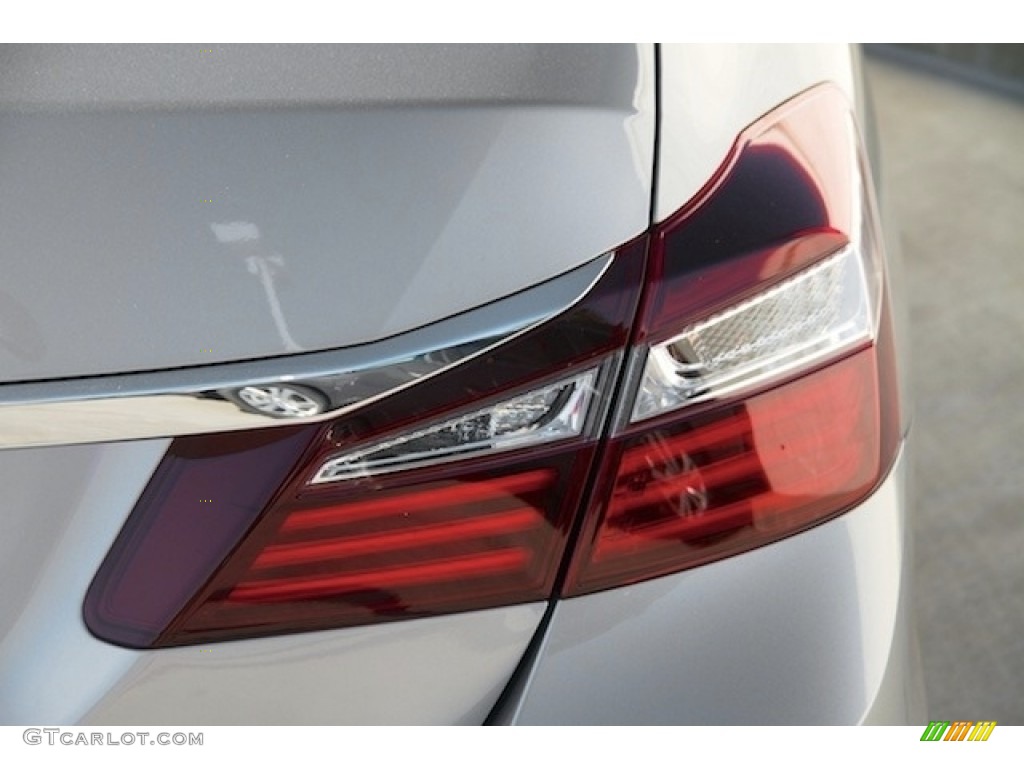 2017 Accord LX Sedan - Lunar Silver Metallic / Black photo #4