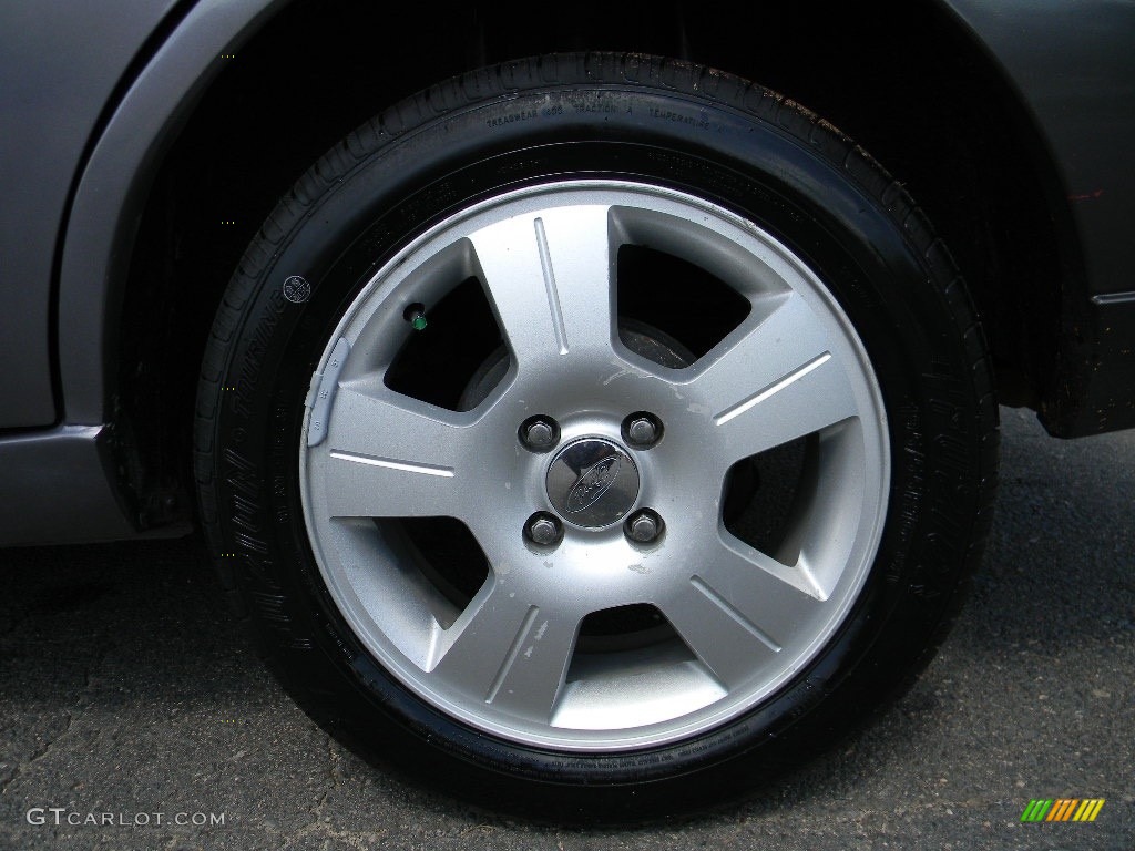 2006 Focus ZX4 SES Sedan - CD Silver Metallic / Dark Flint/Light Flint photo #26