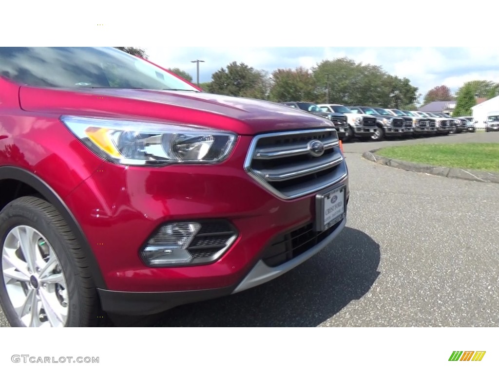 2017 Escape SE 4WD - Ruby Red / Charcoal Black photo #27