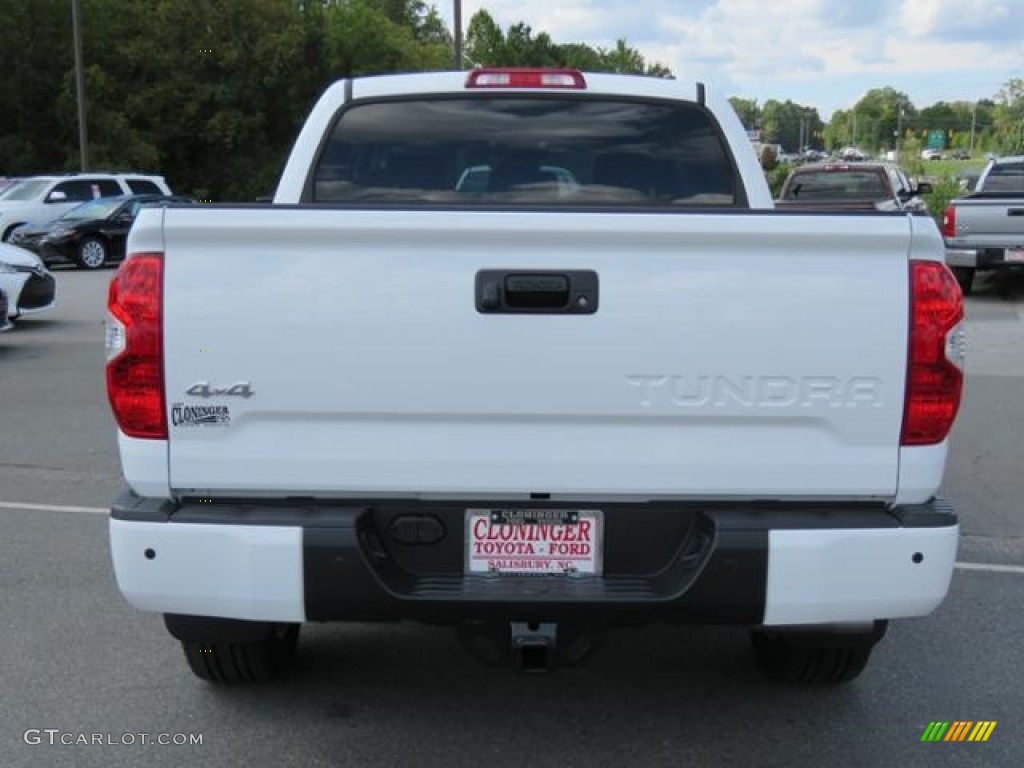 2018 Tundra Limited CrewMax 4x4 - Super White / Black photo #25