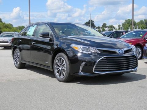 2018 Toyota Avalon Hybrid XLE Data, Info and Specs