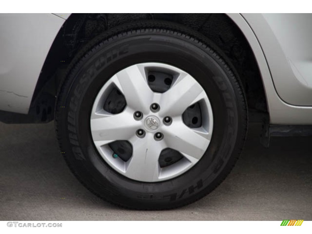 2007 RAV4 I4 - Classic Silver Metallic / Ash Gray photo #26