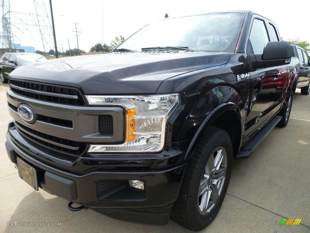 2018 F150 XLT SuperCab 4x4 - Shadow Black / Black photo #1