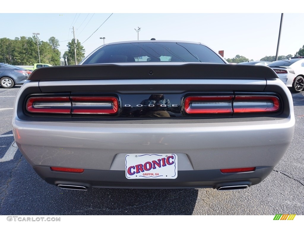 2018 Challenger SXT - Billet / Black photo #6