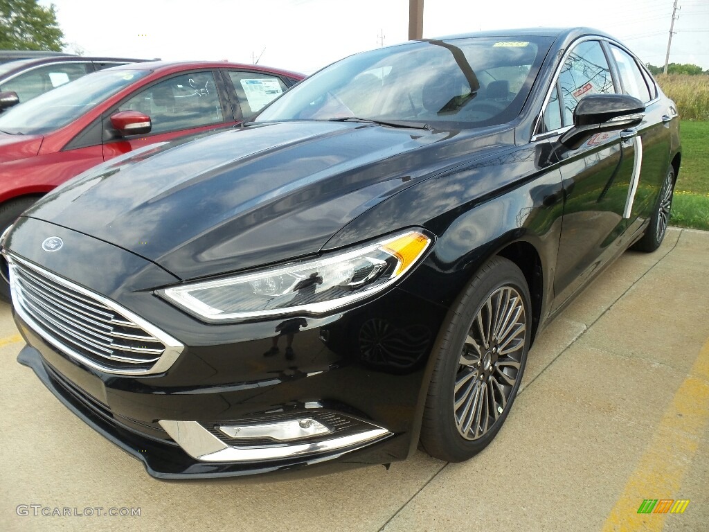 2017 Fusion SE - Shadow Black / Ebony photo #1