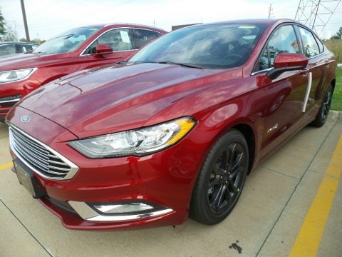 2018 Ford Fusion Hybrid SE Data, Info and Specs