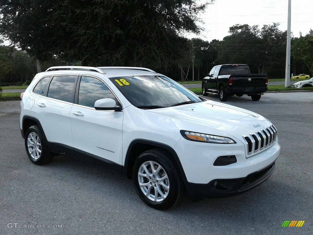 Bright White 2018 Jeep Cherokee Latitude Plus Exterior Photo #122814866