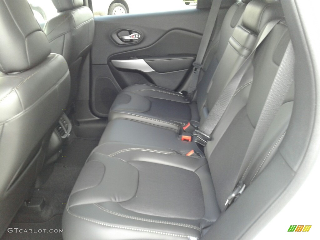 2018 Jeep Cherokee Latitude Plus Rear Seat Photos