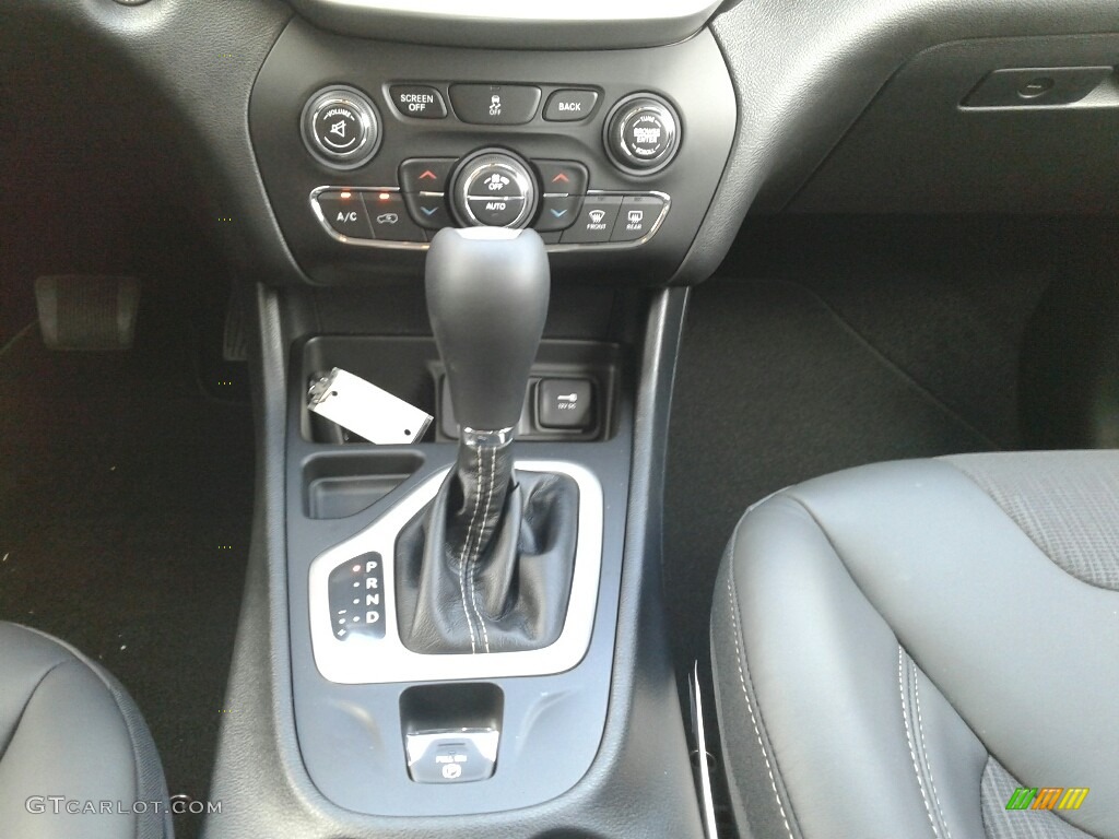 2018 Jeep Cherokee Latitude Plus Transmission Photos