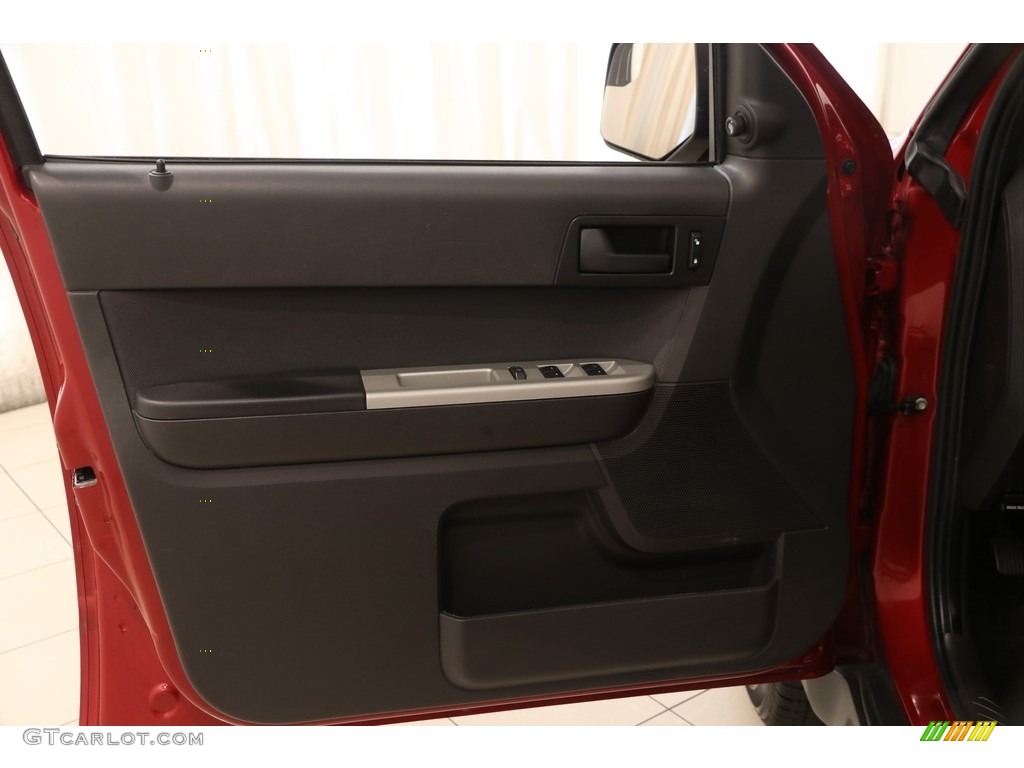 2011 Escape XLT - Sangria Red Metallic / Charcoal Black photo #4
