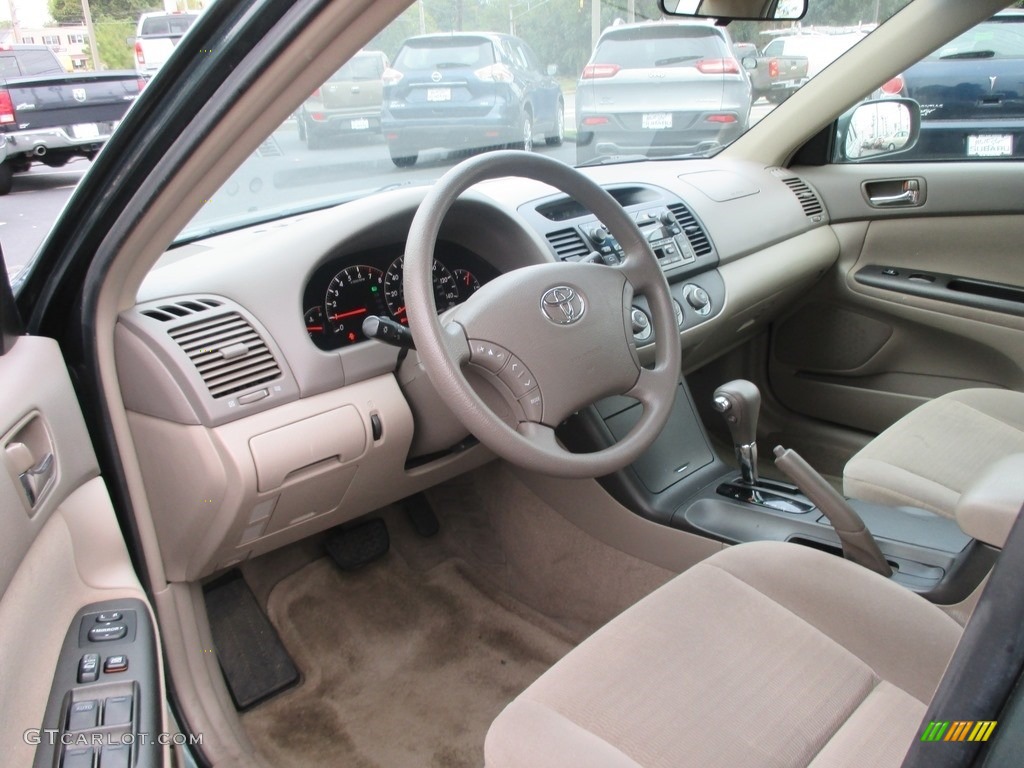 2005 Camry LE - Aspen Green Pearl / Taupe photo #11