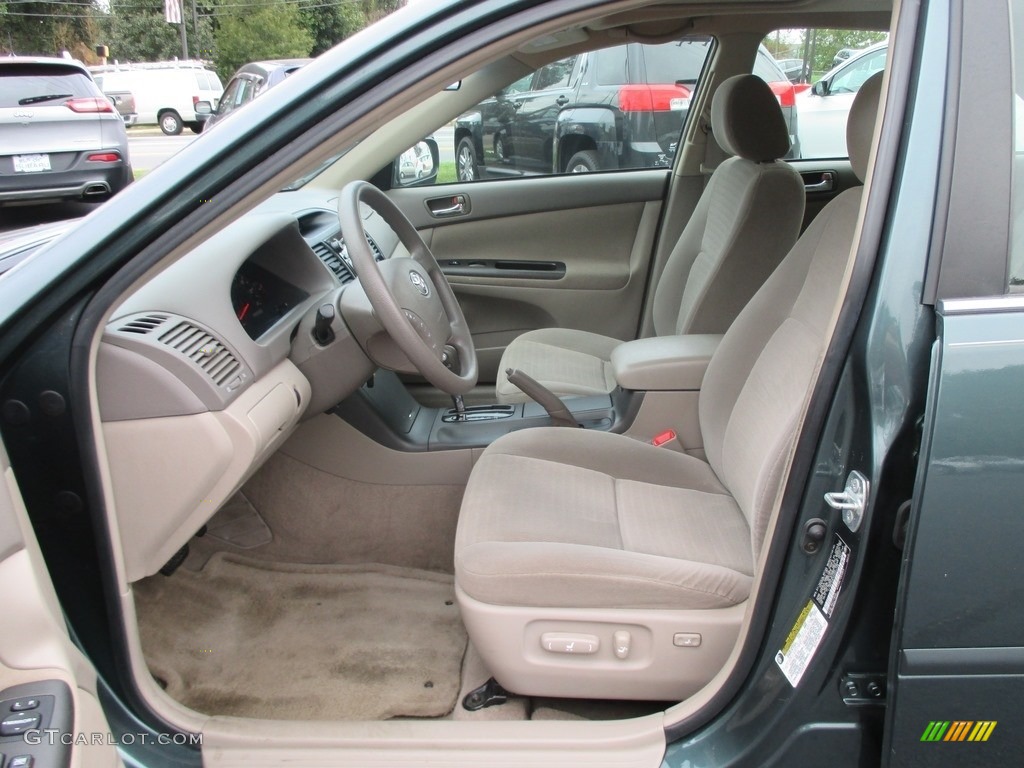 2005 Camry LE - Aspen Green Pearl / Taupe photo #12