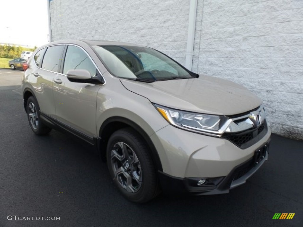 Sandstorm Metallic Honda CR-V
