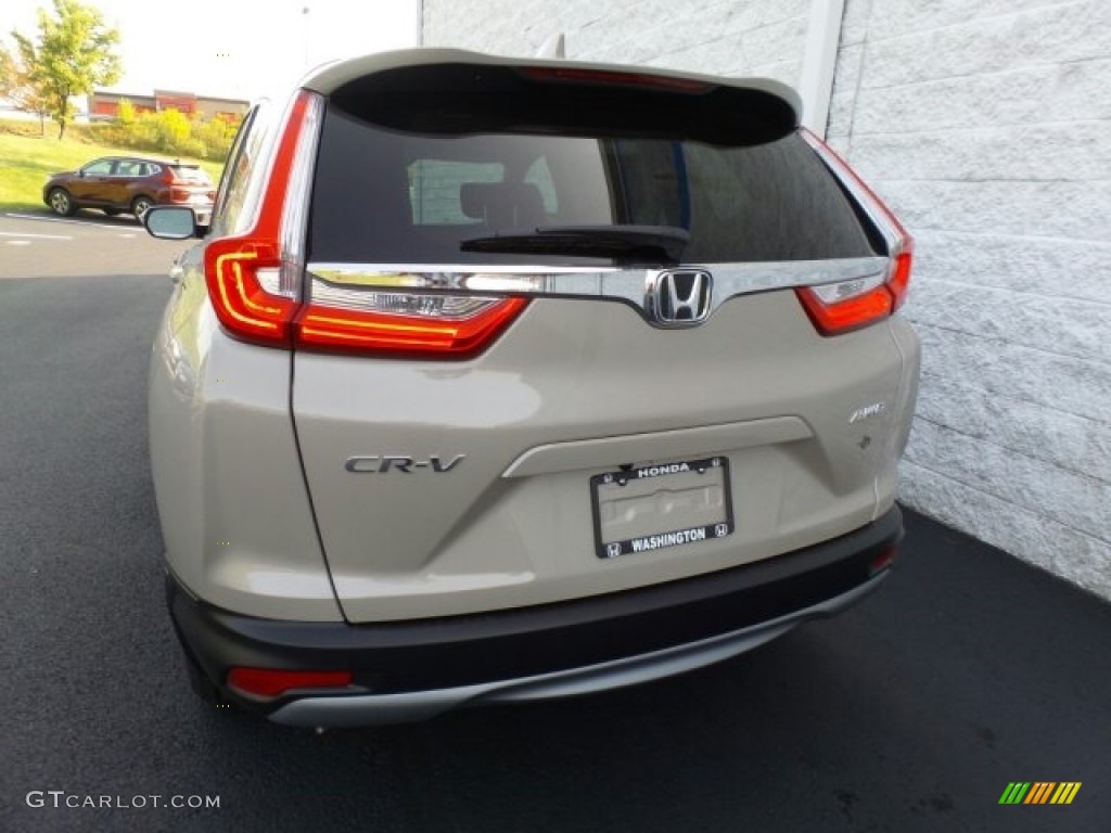 2017 CR-V EX AWD - Sandstorm Metallic / Ivory photo #7