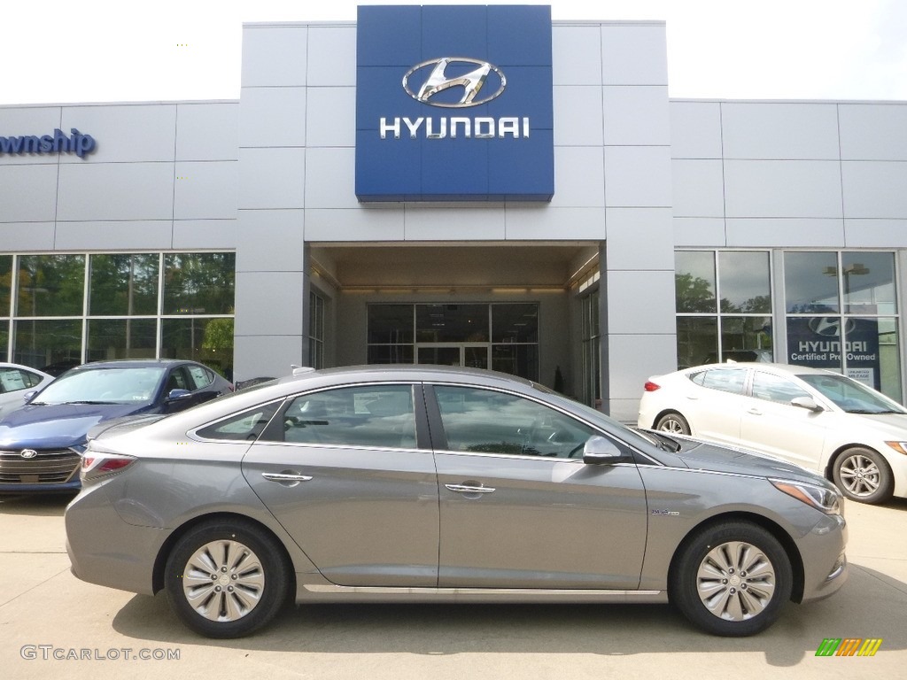 Pewter Gray Metallic Hyundai Sonata