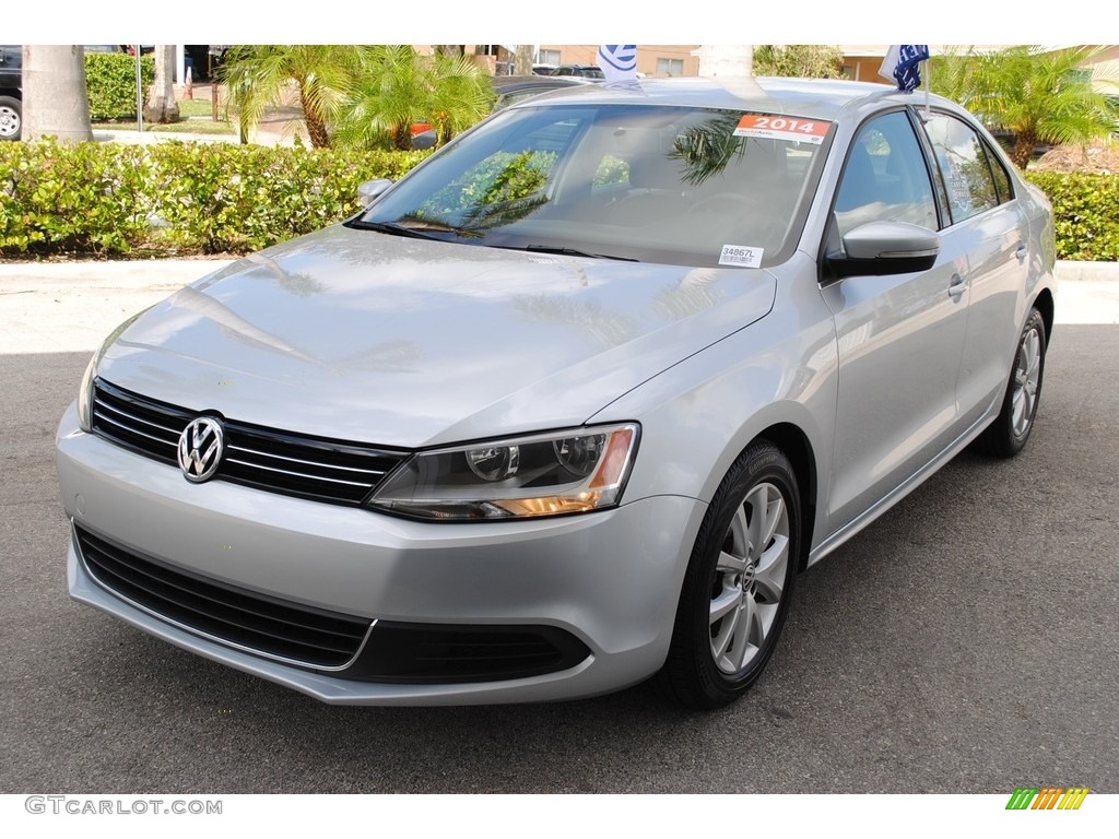 2014 Jetta SE Sedan - Reflex Silver Metallic / Titan Black photo #4