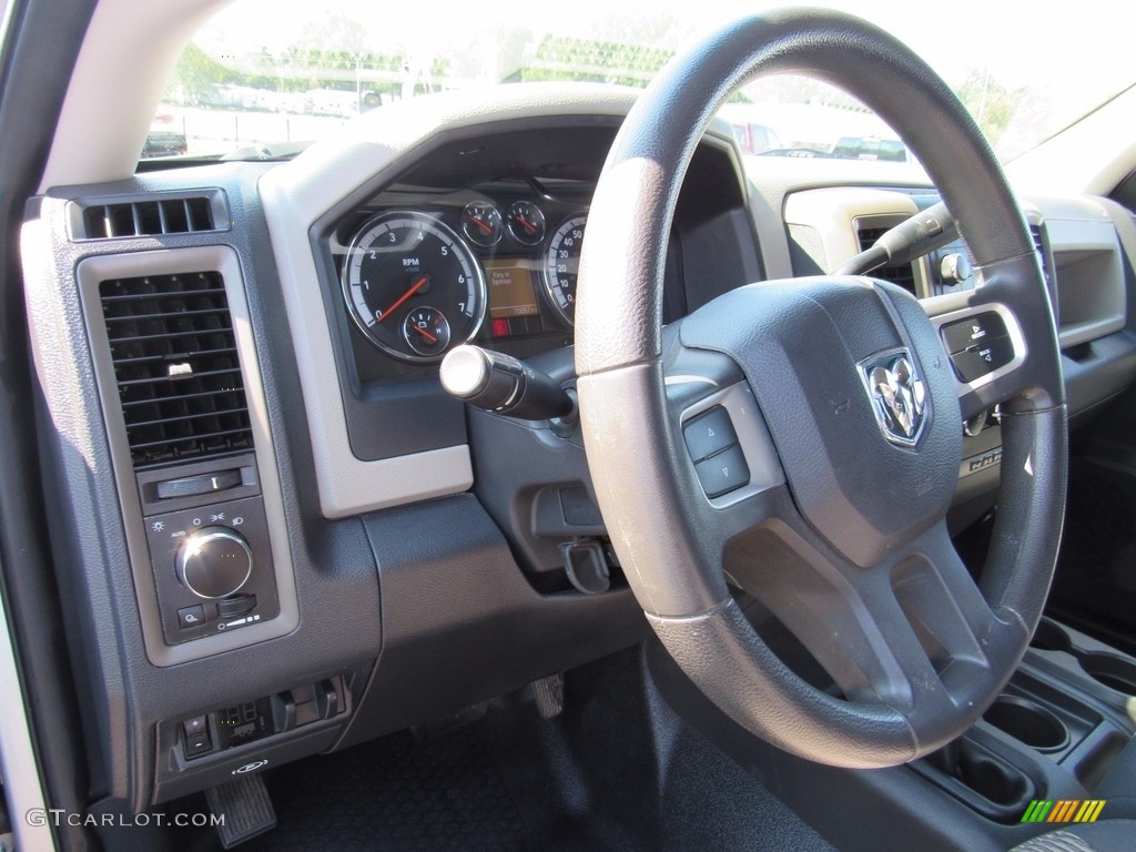 2011 Ram 2500 HD ST Crew Cab 4x4 - Bright Silver Metallic / Dark Slate/Medium Graystone photo #12