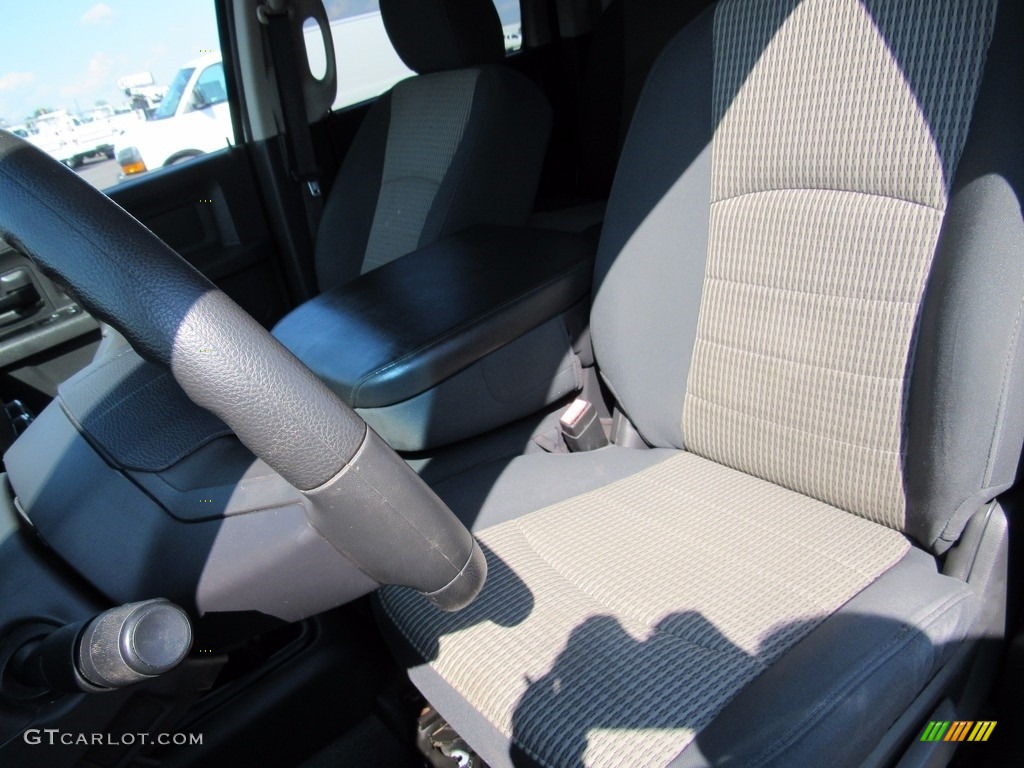 2011 Ram 2500 HD ST Crew Cab 4x4 - Bright Silver Metallic / Dark Slate/Medium Graystone photo #21