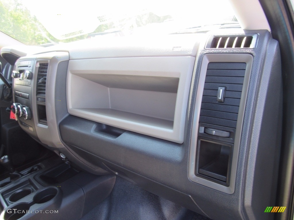 2011 Ram 2500 HD ST Crew Cab 4x4 - Bright Silver Metallic / Dark Slate/Medium Graystone photo #25