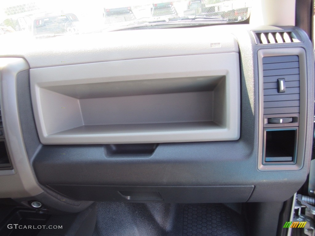 2011 Ram 2500 HD ST Crew Cab 4x4 - Bright Silver Metallic / Dark Slate/Medium Graystone photo #26