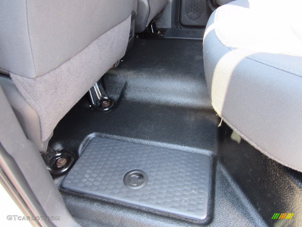 2011 Ram 2500 HD ST Crew Cab 4x4 - Bright Silver Metallic / Dark Slate/Medium Graystone photo #36