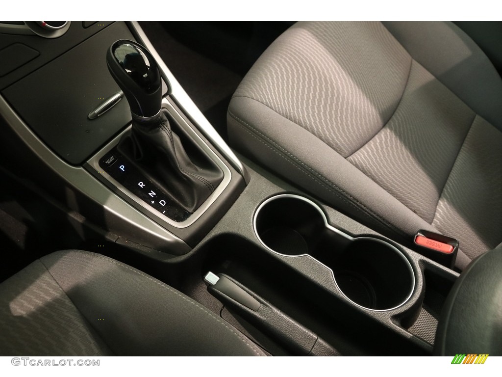 2015 Elantra SE Sedan - Black Diamond / Gray photo #10