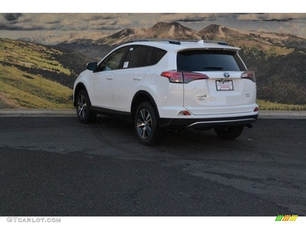 2018 RAV4 XLE AWD - Super White / Black photo #3