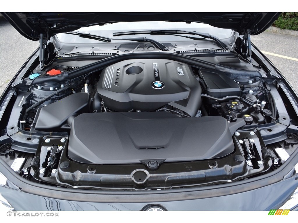 2017 BMW 3 Series 330i xDrive Sedan Engine Photos