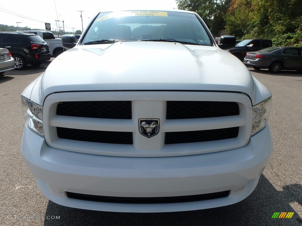 2012 Ram 1500 ST Quad Cab 4x4 - Bright White / Dark Slate Gray/Medium Graystone photo #7