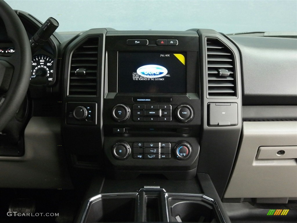 2017 F150 XL SuperCab 4x4 - Lightning Blue / Black photo #17
