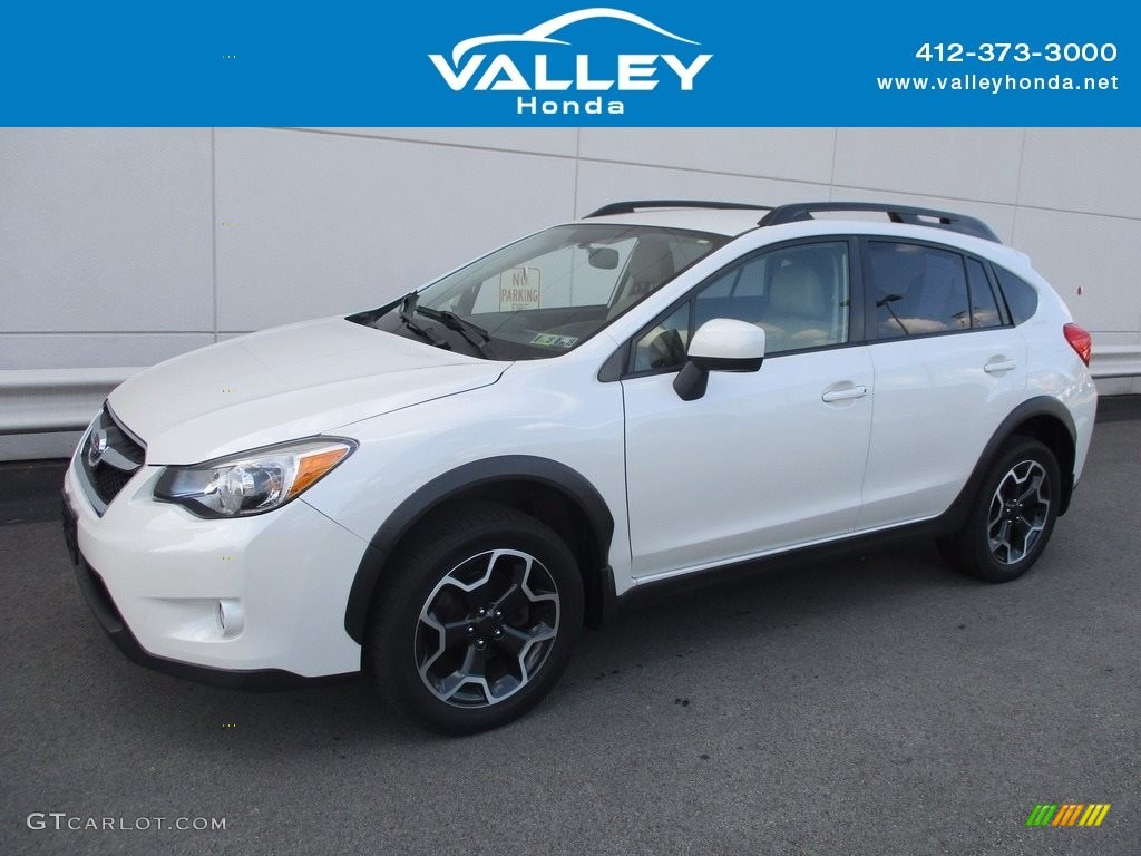 Satin White Pearl Subaru XV Crosstrek