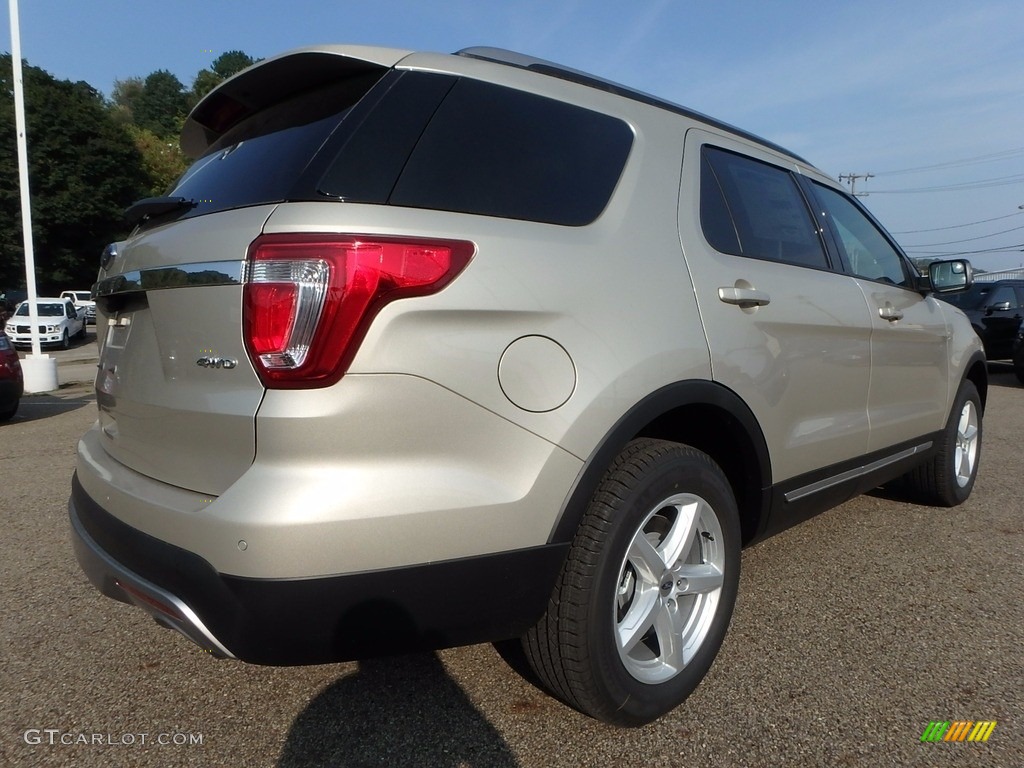 2017 Explorer XLT 4WD - White Gold / Ebony Black photo #2